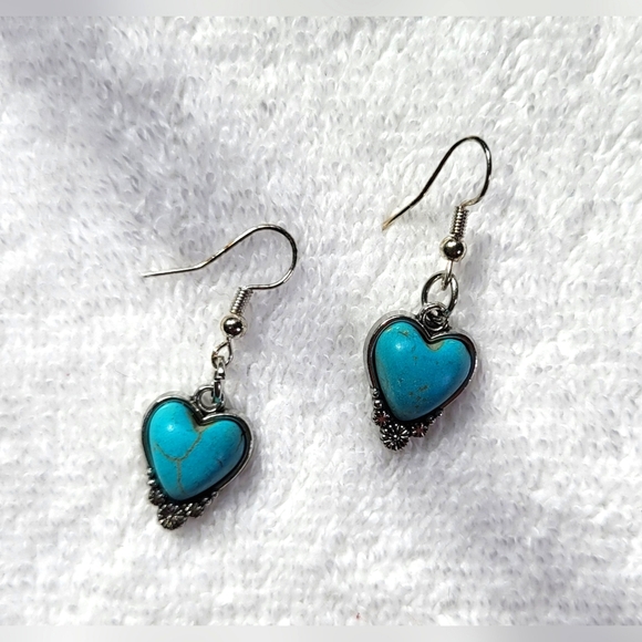 Western Turquoise Blue & Silver Dangle Heart Earrings  / Pierced - Picture 2 of 6